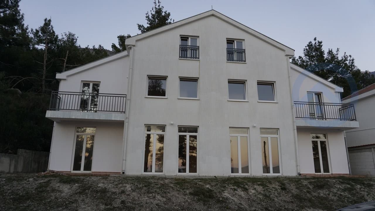 Дом в Каваче №1330