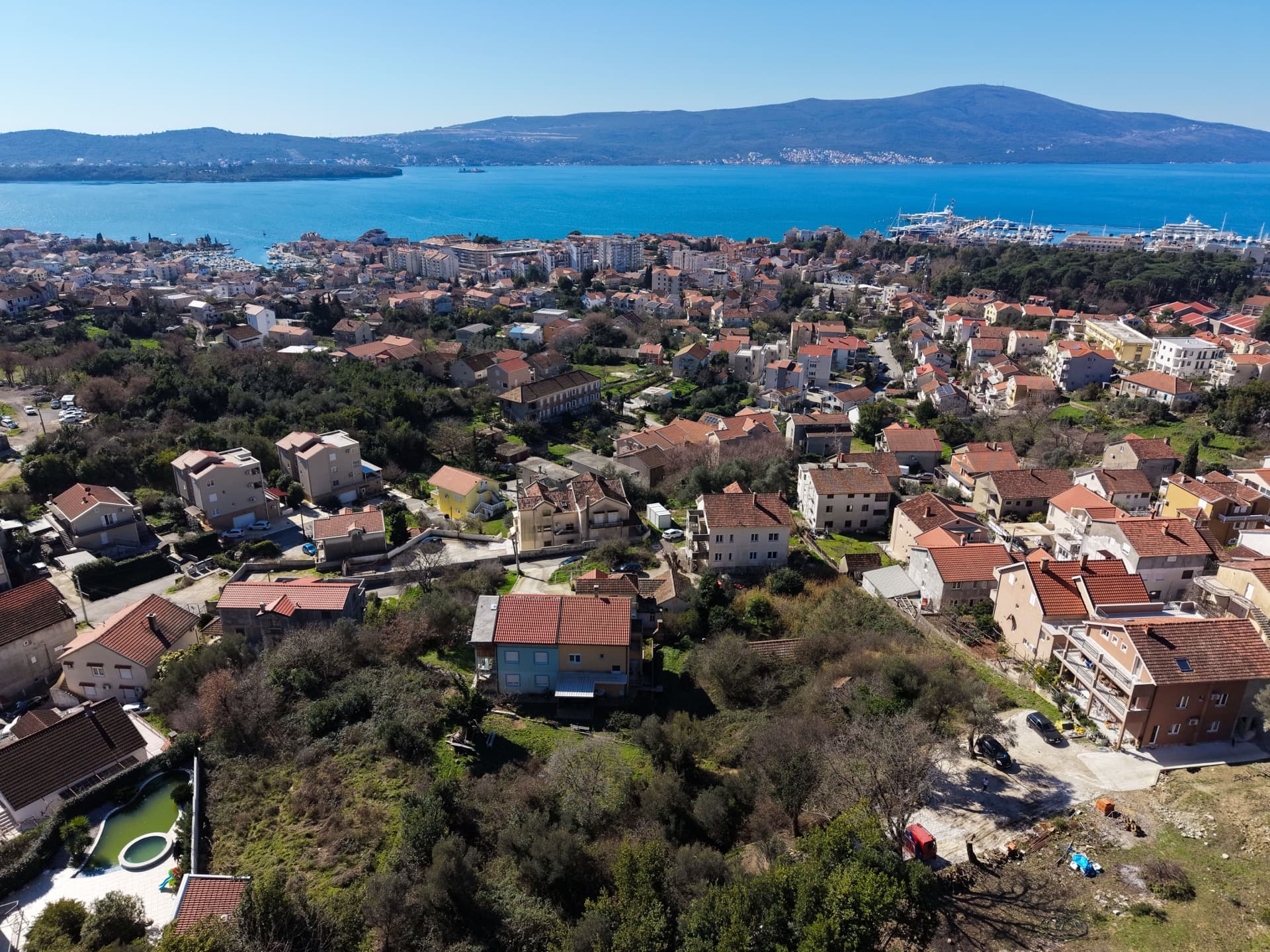 Земельный участок в Тиват №2578